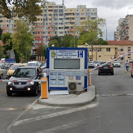Apartment Martini Burgas Екстер'єр фото