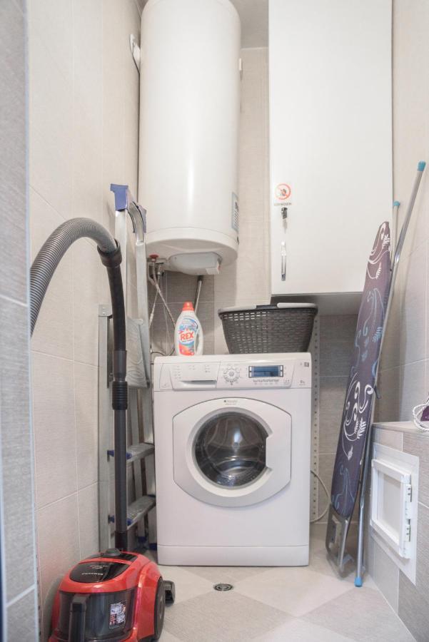 Apartment Martini Burgas Екстер'єр фото