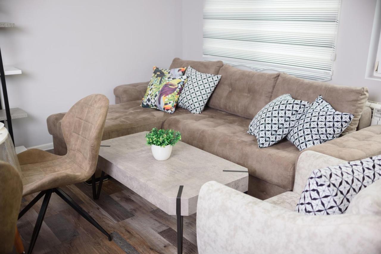 Apartment Martini Burgas Екстер'єр фото