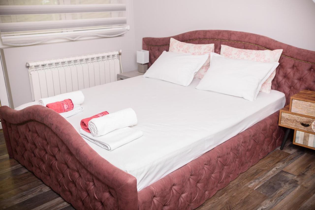 Apartment Martini Burgas Екстер'єр фото