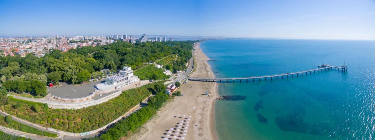Apartment Martini Burgas Екстер'єр фото